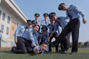 贵州警察学院怎么报考, 警校提前批的流程是怎样的
