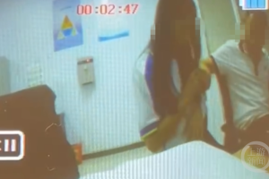 河北一中学老师被曝办公室内强吻女学生，还多次抚摸其身体，教育局回应