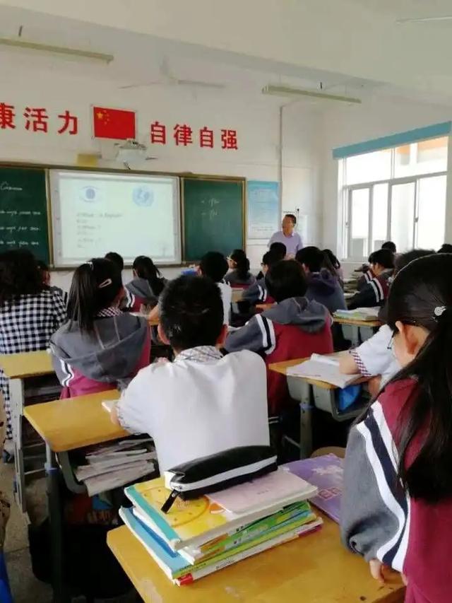 苏州一学校被投诉成绩外泄, 官方回复引热议: 家长怎能指挥学校?