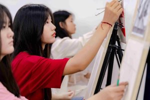 重庆美术培训: 重庆美术生怎么选择合适的画室