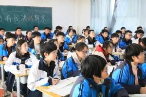 新学期, 武邑宏达东方学子书写新的校园故事