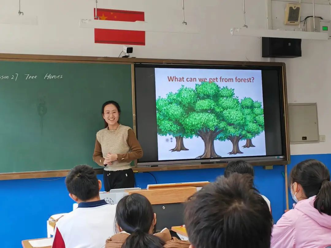 由浅入深、循循善诱——北京市古城中学评估团共听一节好课活动