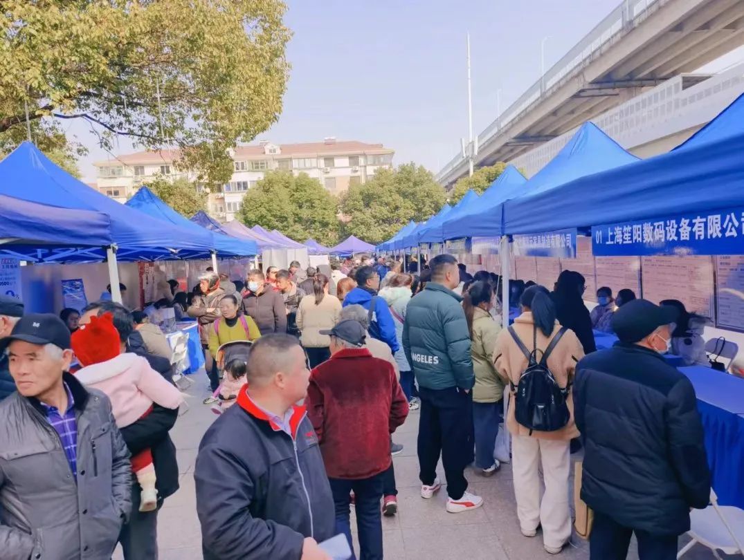 “春风”送岗到西渡! 一起见证这场求职者和好岗位的“双向奔赴”