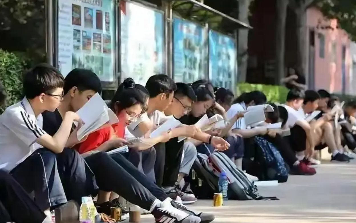 换个国籍上清北, 劝你别这么干, 出去容易回来难, 普通人别冒险