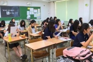 首尔地区一所大学决定取消法语和德语两个外语专业的招生
