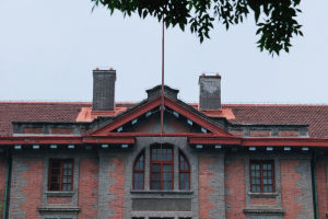 河南大学大礼堂失火背后, 别让文化建筑古迹被遗忘在校园里