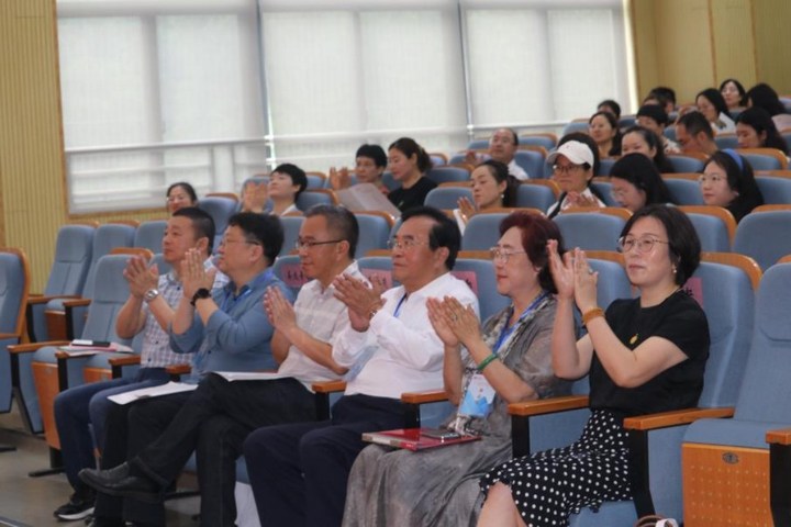 浙江省“国学经典有氧诵读助推立德树人教育根本任务”研讨活动举行