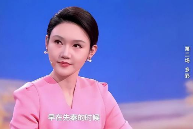 美女主持龙洋被录为博士, 现任院长担任导师, 同学“重名”太巧合”